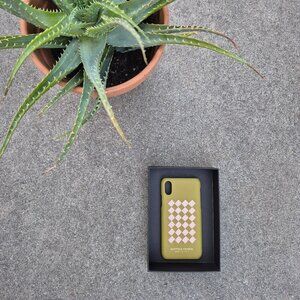 New NIB Bottega Veneta Intrecciato Leather iPhone X Case in Chamomile